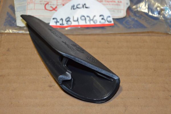 Ref. 718497636 Resguardo alavanca de abertura do tanque Fiat Marea NOVO - Imagen 2