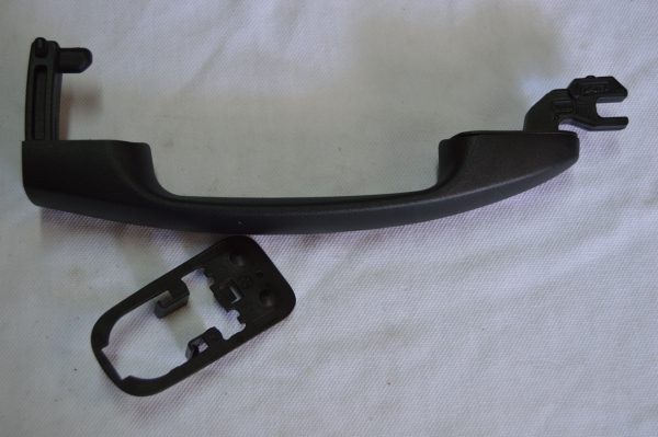 Ref: 735314535 Manilha da Porta Esquerda  Fiat Stilo 3P NOVO