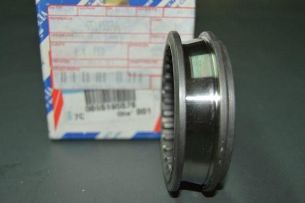 Ref: 55195576 Luva 5ª Velocidade  Alfa Romeo 147, 156; Fiat Brava, Bravo, Doblo, Fiorino, Grand Siena, Idea, Linea, Marea, Palio, Novo Palio, Uno, Novo Uno, Punto, Siena, Stilo, Strada NOVO - Imagen 3
