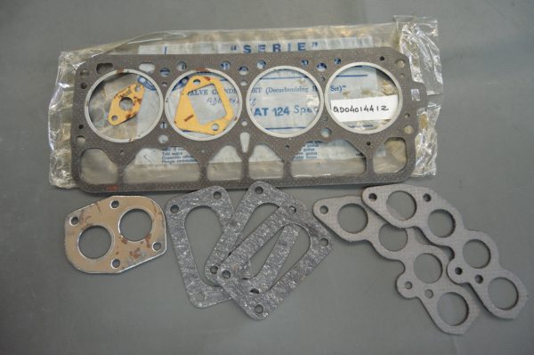 Ref: 9D04014412 Junta Fiat 124 Special NOVO