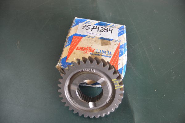 Ref. 7574284 Carreto da Engrenagem Lancia Delta R. 86 BZ/DS NOVO