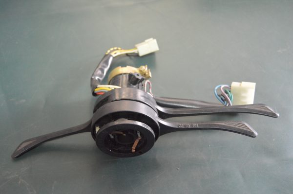 Ref. 4306083 Alavanca do Volante Completo Fiat 128, Coupe NOVO