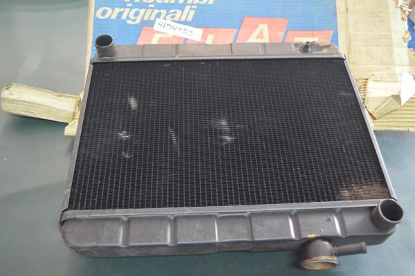 Ref. 4154953 Radiador Fiat 124 Spyder NOVO - Imagen 2