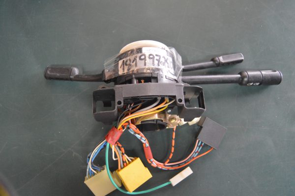 Ref. 181997280 Comando Luzes Fiat Uno Diesel R/89 , Uno R/89 1.1-1370-1.5, Uno R/89 900-1.0-1.1 NOVO