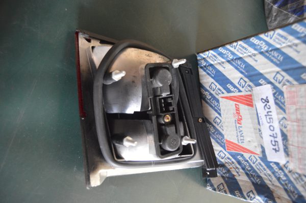 Ref. 82450757 Farolim Traseiro Direito Lancia Dedra Turbo Diesel, Benzina, Integrale NOVO - Imagen 2