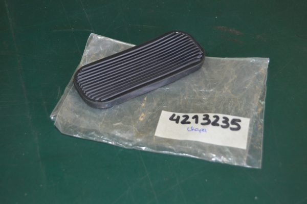 Ref. 4213235 Borracha do Pedal Fiat 124, 131 NOVO