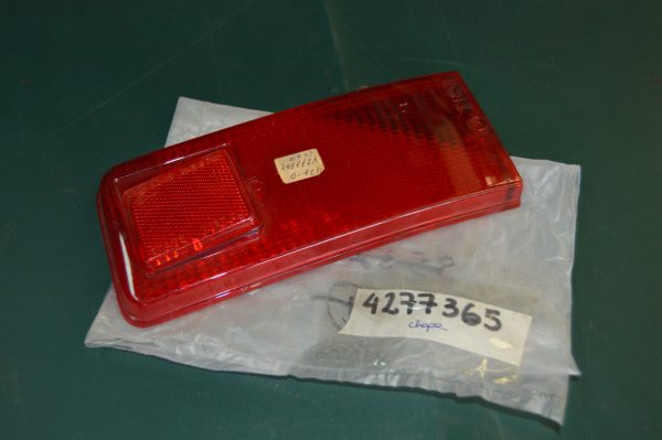 Ref. 4277365 Vidro Farolim Traseiro Fiat 127 MK1 NOVO