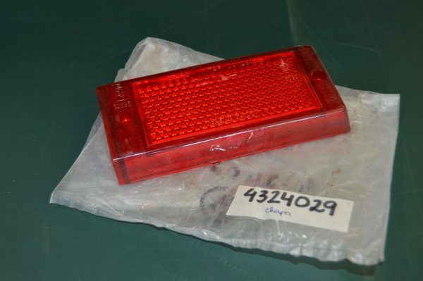 Ref. 4324029 Vidro Farolim Vermelho Traseiro Direito Fiat 131 Sedan NOVO