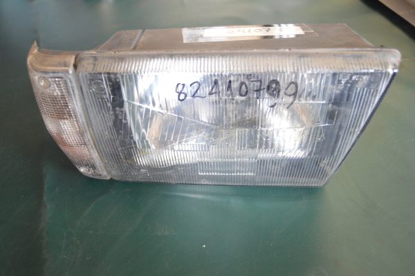 Ref. 82410799 Farolim Dianteiro Esquerdo Lancia Prisma (1983 - 1992) NOVO