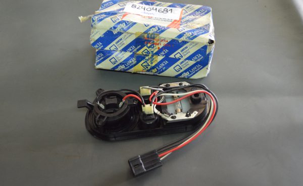 Ref. 82404681 Plafonier Interior Lancia Thema NOVO - Imagen 2