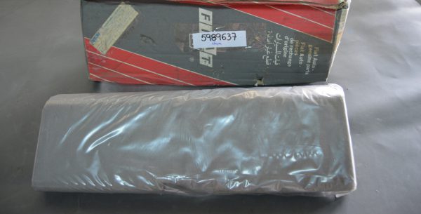 Ref. 5989637 Tampa do porta luvas Lancia Y10 (88-92) NOVO - Imagen 2