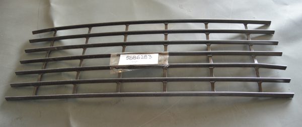 Ref. 5886283 Grelha Dianteira Inferior Fiat 124 Spider (75-85) NOVO