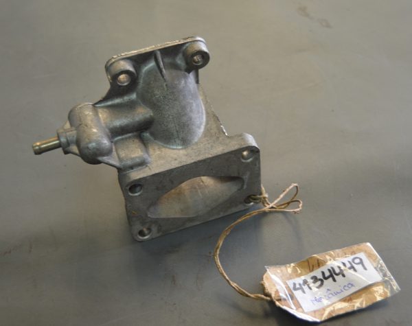 Ref. 4134449 Suporte do Carburador Fiat 850 NOVO