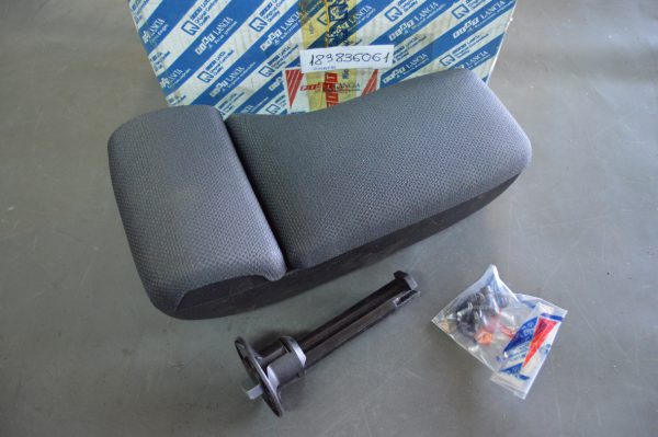 Ref. 183836061 Apoia Braço Lancia Lybra (99-05) NOVO