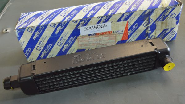 Ref. 82434065 Radiador de Óleo do Motor Lancia Thema Turbo 16V (88-92) NOVO - Imagen 2