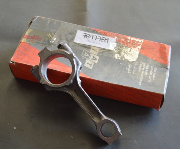 Ref. 7697781 Biela Fiat, Lancia NOVO
