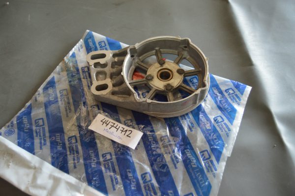 Ref. 4474712 Tampa do alternador Fiat 850 NOVO