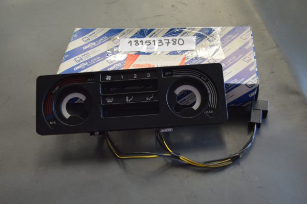 Ref. 181513780 Controles do Aquecedor Fiat Uno R/89 900 1.0 1.1 (89-95) NOVO