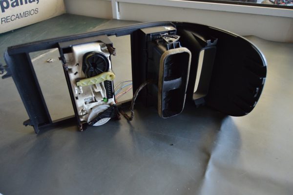 Ref. 24425369 Acabamento Interior Opel Astra G (98-04) NOVO - Imagen 2