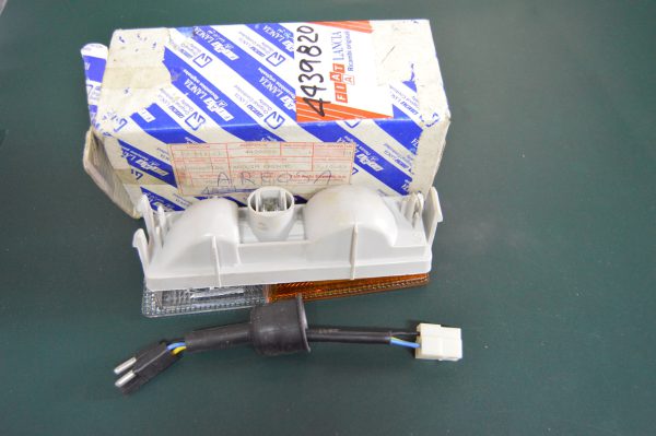 Ref. 4439820 Farolim Dianteiro Direito Fiat 128 Coupe NOVO - Imagen 2