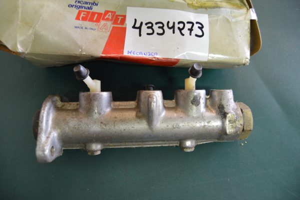 Ref. 4334273 Bomba de Travão Fiat 238 NOVO
