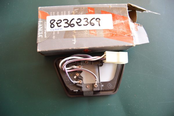 Ref. 82362369 Plafonier Tecto Lancia NOVO - Imagen 2
