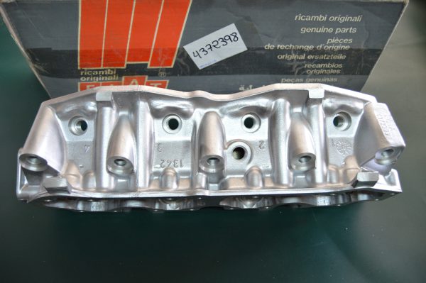 Ref. 4372398 Cabeça do Cilindro do Motor Fiat 128 NOVO - Imagen 2