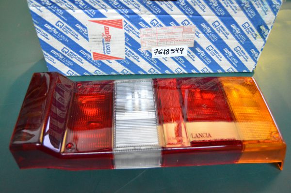 Ref. 7618549 Farolim Traseiro Direito Lancia Y10 NOVO