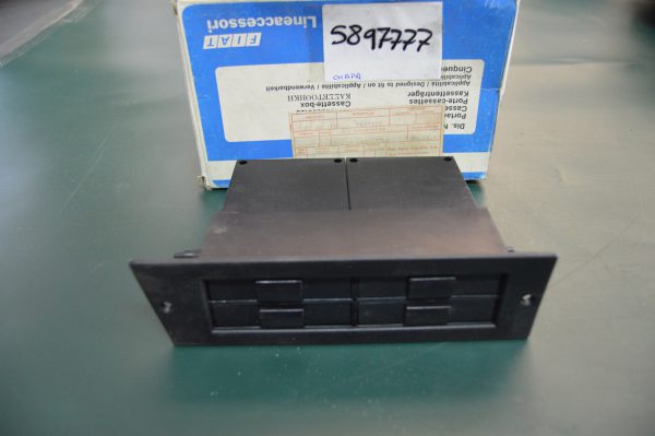 Ref. 5897777 Porta Cassetes Fiat Cinquecento NOVO