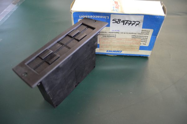 Ref. 5897777 Porta Cassetes Fiat Cinquecento NOVO - Imagen 2