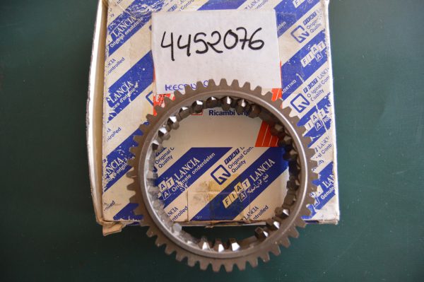 Ref. 4452076 Carreto Deslizante da Caixa de Engrenagem Fiat 127,  Panda, Uno 1 NOVO