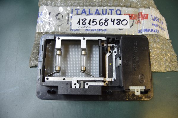 Ref. 181568480 Plafonier - Fiat Tempra NOVO - Imagen 2