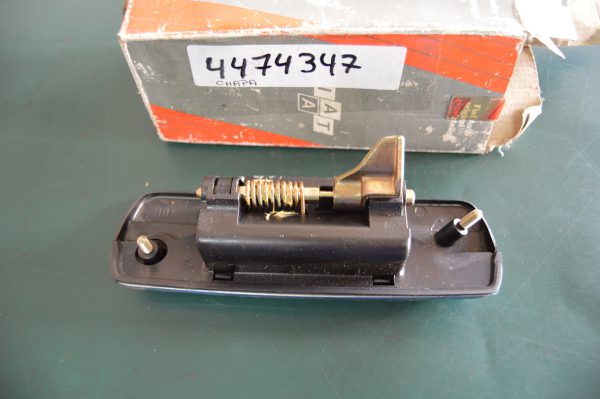 Ref. 4474347 Manípulo Porta Traseira Esquerda Fiat 131 NOVO - Imagen 2