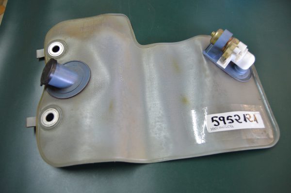 Ref. 5952121 Tanque de Líquido de Lavagem com a Bomba Fiat Uno NOVO