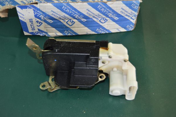 Ref. 46415481 Fechadura Eléctrica Traseira Esquerda Fiat NOVO