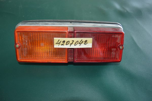 Ref. 4207042 Farolim Traseiro Direito Fiat 128 Berlina NOVO