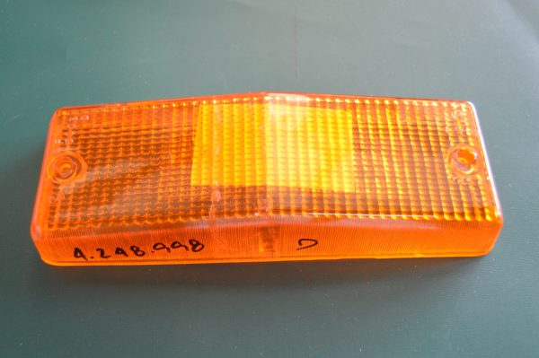 Ref. 4248998 Vidro Farolim Traseiro Direito Fiat 124 NOVO