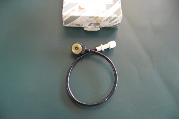 Ref. 60592752 Sensor de Detonação Fiat, Alfa, Lancia, Daewoo, Chevrolet NOVO