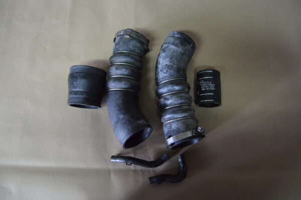 Ref. FMKTTRS Kit Mangueira Silicone Turbo / Intercooler Audi RS3 NOVO