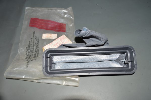Ref. 717880633 Resguardo Travão de Mão Fiat NOVO - Imagen 2