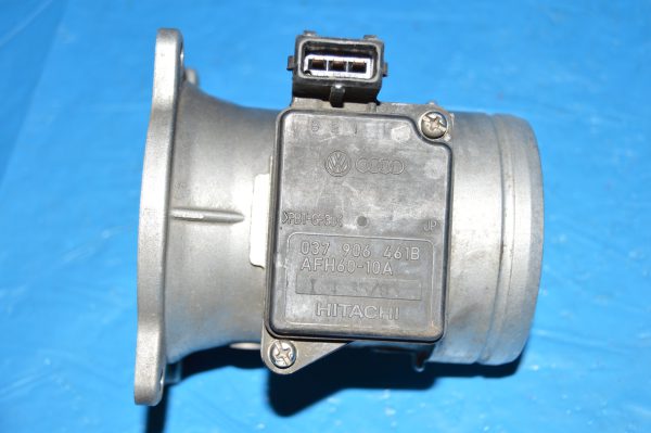 Ref. 037906461B Medidor de Massa de Ar HITACHI Audi, Seat, Volkswagen