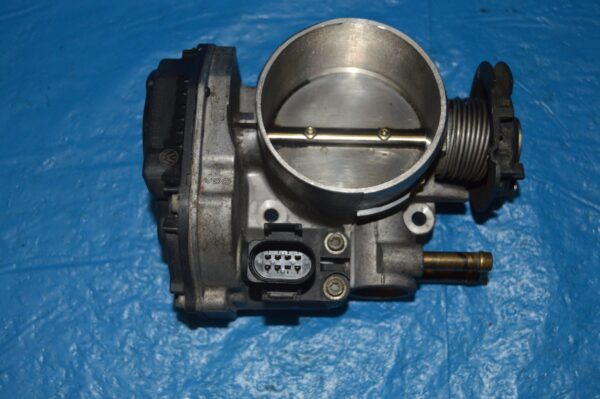 Ref. 408237120001 Corpo de Borboleta Volkswagen, Ford