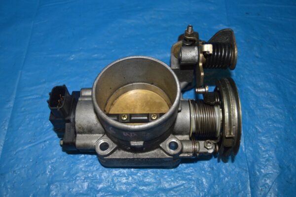 Ref. 95BF9B989 Corpo de Borboleta Ford Fiesta 1.3i CAT