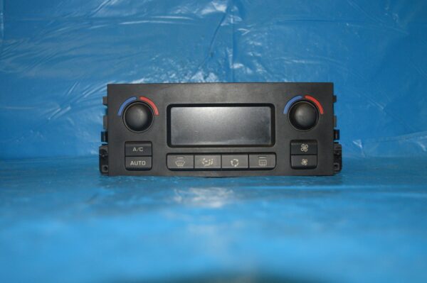 Ref. 96497866XT 04 Comando Controlo do Ar Condicionado Peugeot