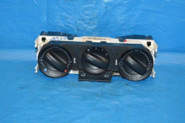 Ref. 6Q0820045E Comando Controlo do Ar Condicionado Volkswagen