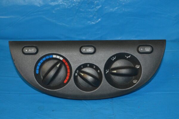 Ref. 96262848 Comando Controlo do Ar Condicionado Daewoo Rezzo