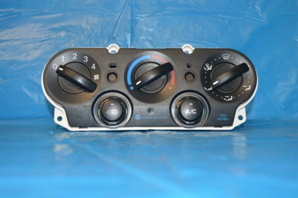 Ref. 2S6H1998 BC Comando Controlo do Ar Condicionado Ford