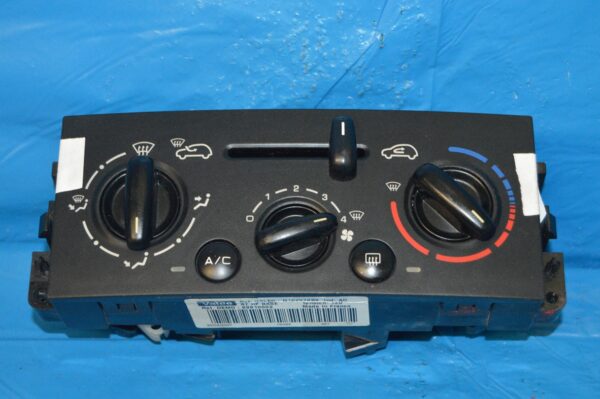 Ref. N102079B9 Comando Controlo do Ar Condicionado Peugeot 207