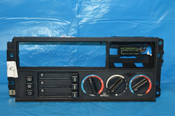Ref. 8351110 Comando Controlo do Ar Condicionado BMW
