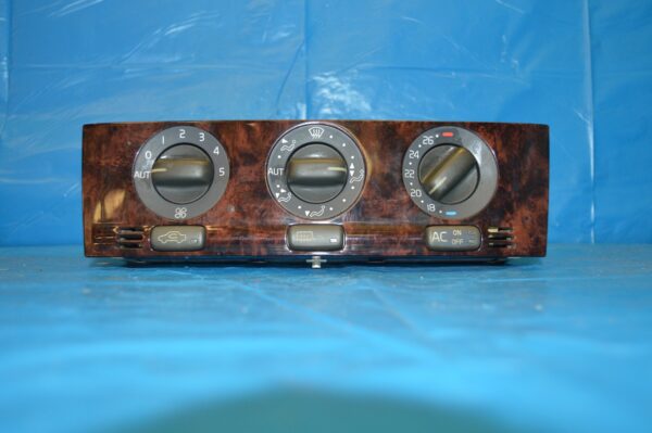 Ref. 4970 Comando Controle do Ar Condicionado Volvo S40